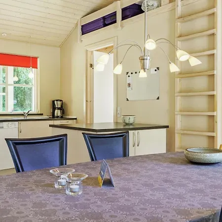 Three-bedroom Holiday In Nexo 28 Balke
